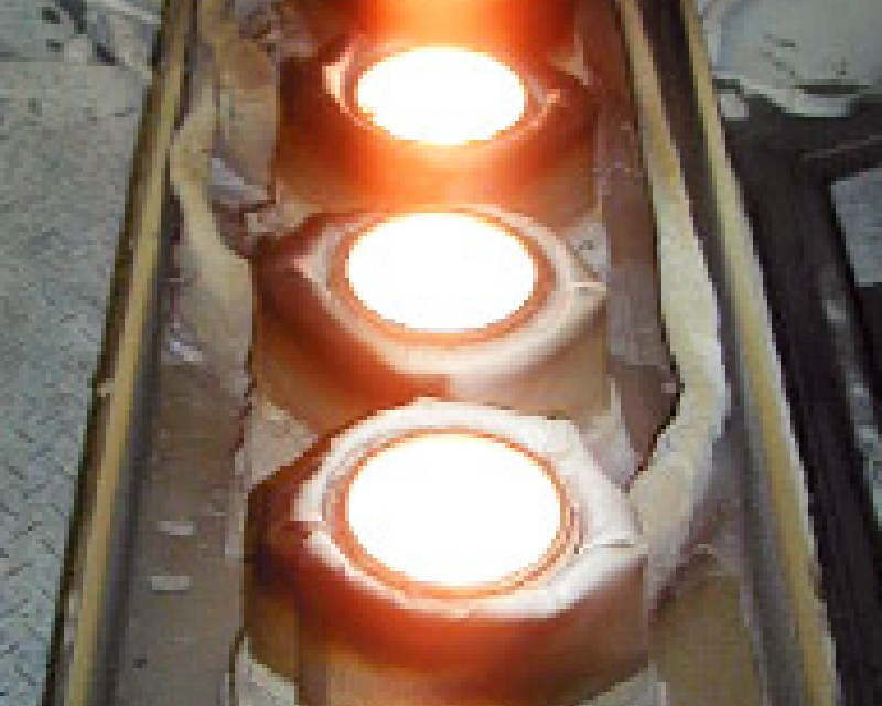 高周波誘導加熱方式（金属加熱方式）